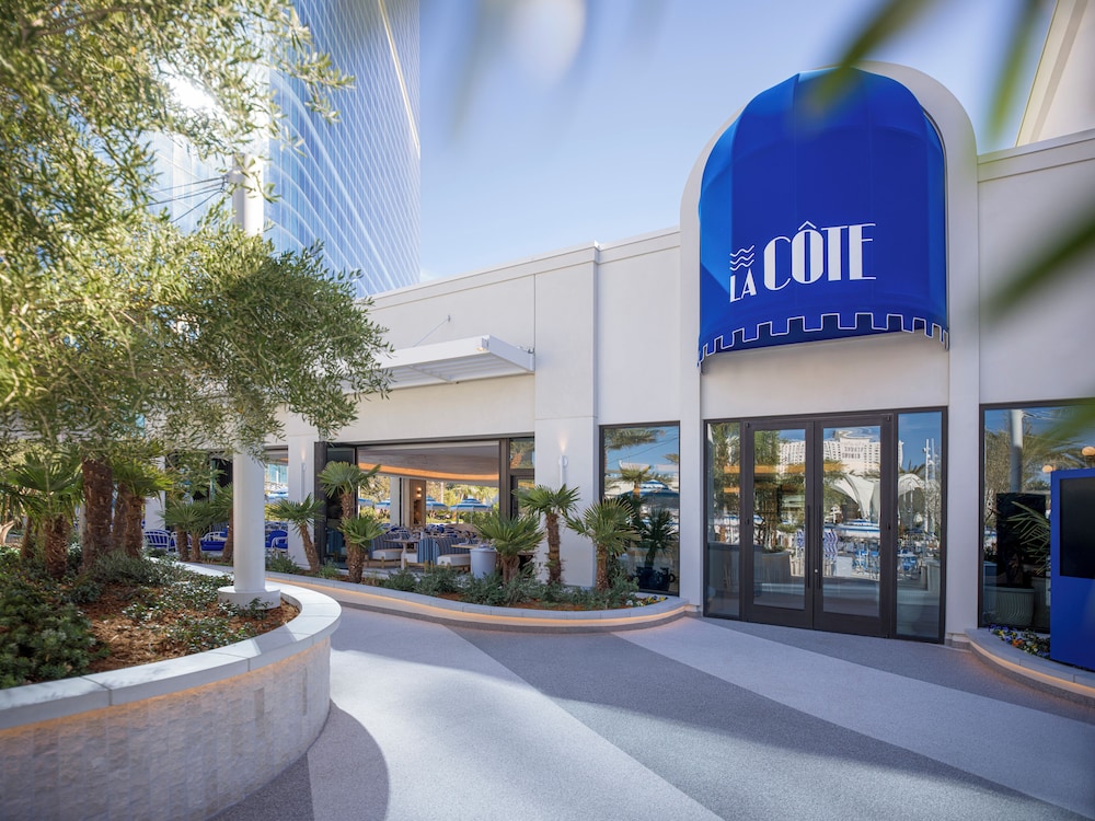 Fontainebleau Las Vegas, MICHELIN Key Award Hotel — Restaurant & bars in Las Vegas, Nevada