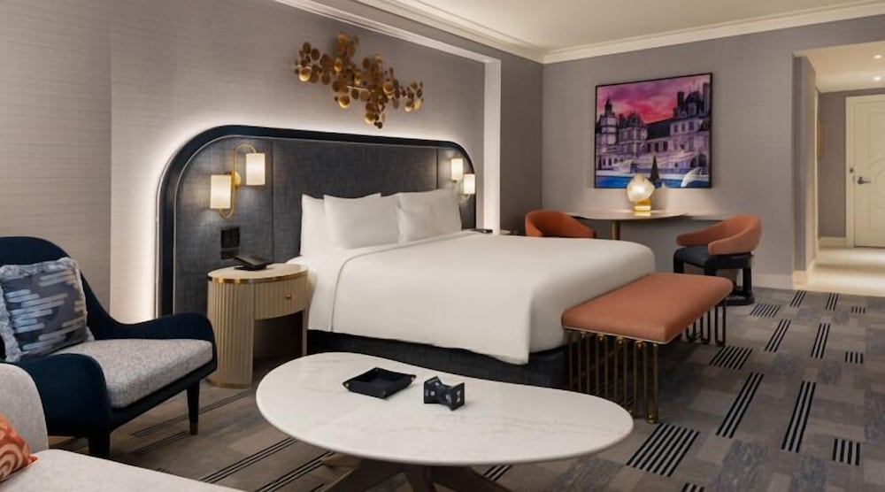 Fontainebleau Las Vegas, MICHELIN Key Award Hotel — Hotel rooms in Las Vegas, Nevada