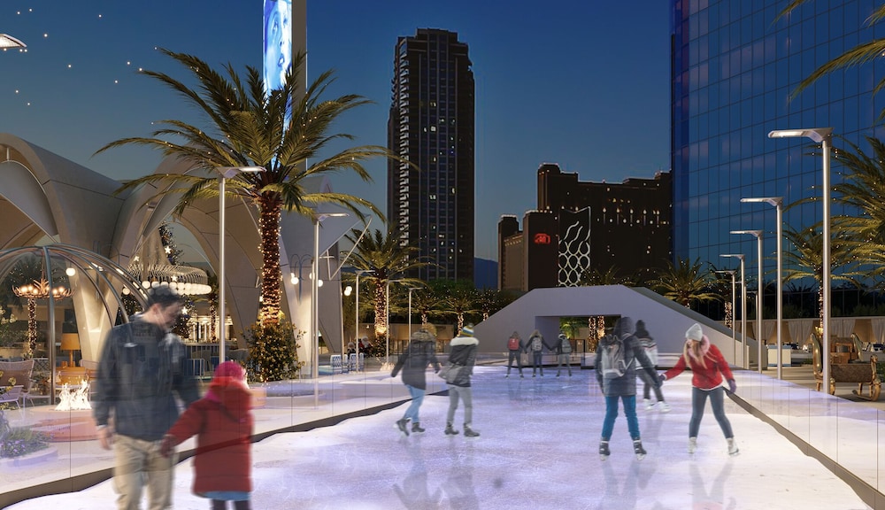 Fontainebleau Las Vegas, MICHELIN Key Award Hotel — Sports & recreation in Las Vegas, Nevada
