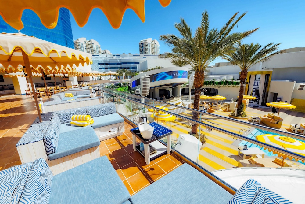 Fontainebleau Las Vegas, MICHELIN Key Award Hotel — Restaurant & bars in Las Vegas, Nevada