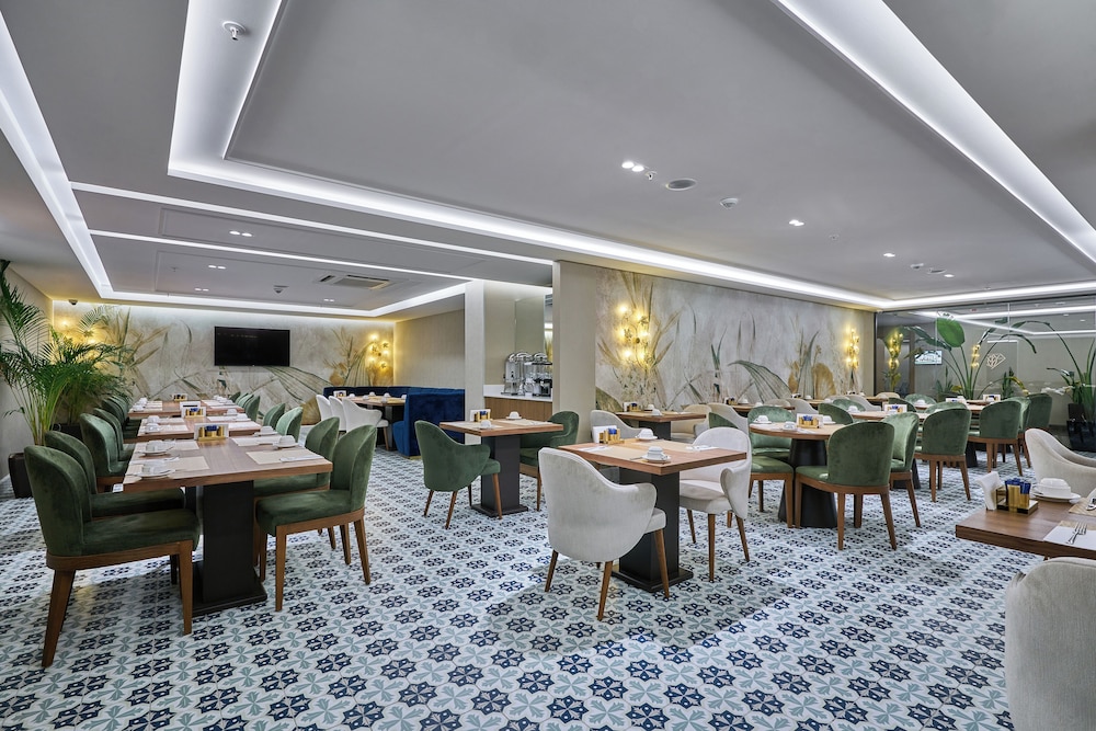 Rayelin Hotel Old City — Restaurant & bars in Istanbul, Istanbul