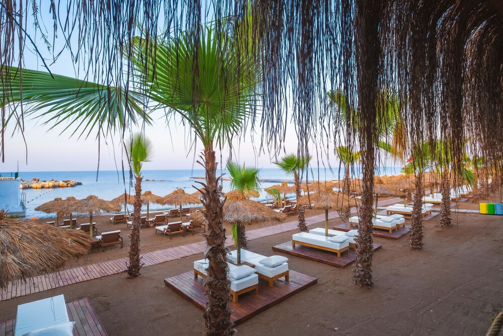 Rubi Platinum Sign - All inclusive — Beach in Alanya