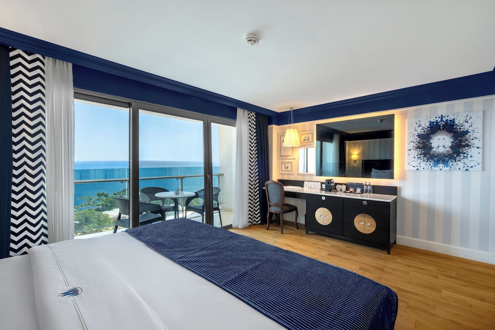 Rubi Platinum Sign - All inclusive — Hotel rooms in Alanya