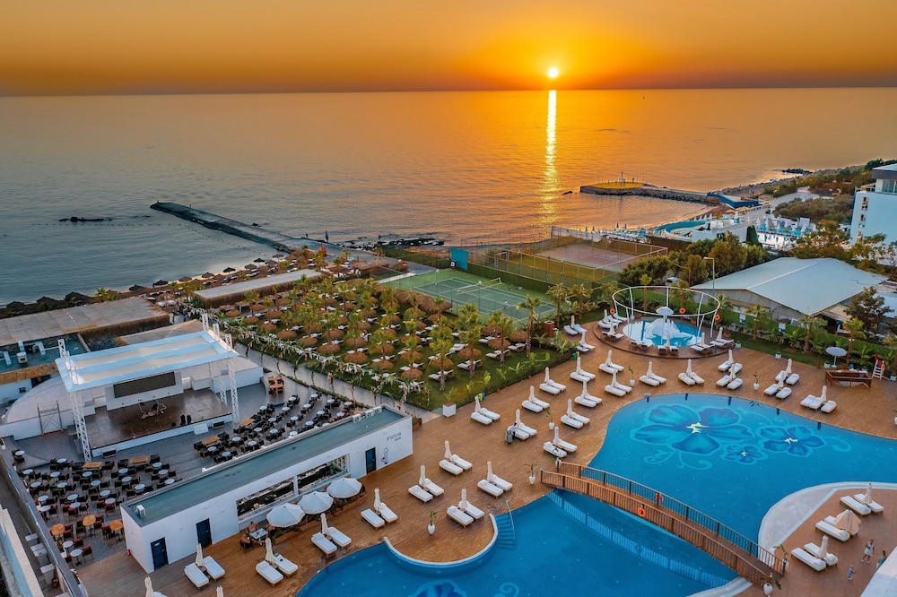 Rubi Platinum Sign - All inclusive — Sports & recreation in Alanya