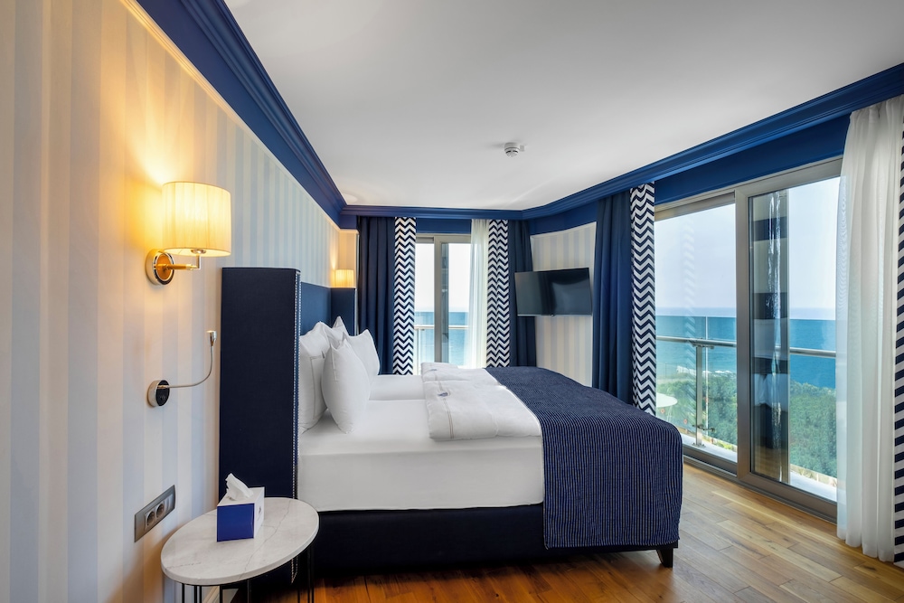 Rubi Platinum Sign - All inclusive — Hotel rooms in Alanya