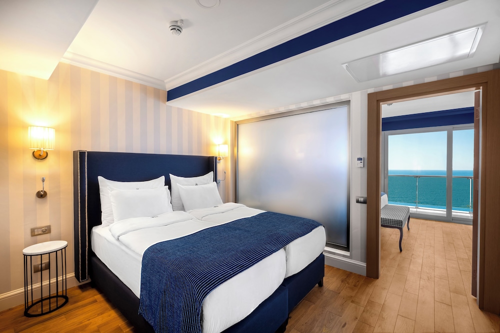 Rubi Platinum Sign - All inclusive — Hotel rooms in Alanya