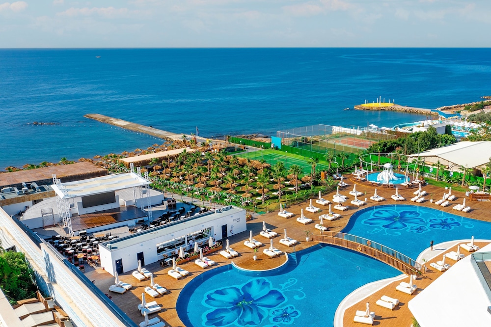 Rubi Platinum Sign - All inclusive — Sports & recreation in Alanya