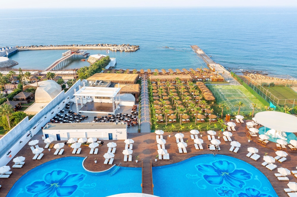 Rubi Platinum Sign - All inclusive — Beach in Alanya