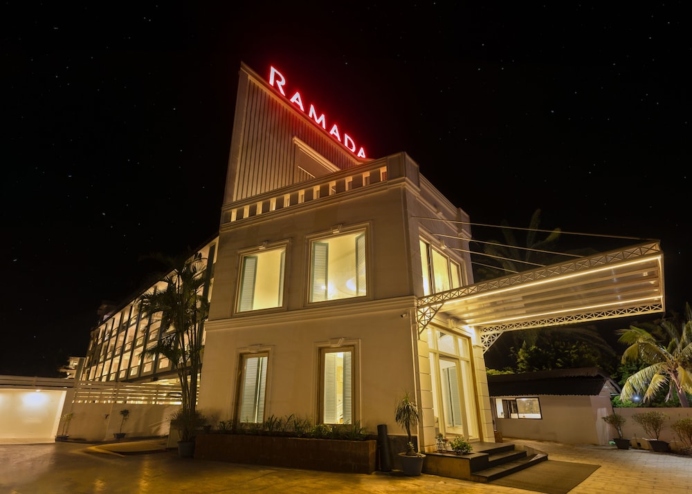 Ramada by Wyndham Goa Arpora — Hotel building in Arpora, Goa