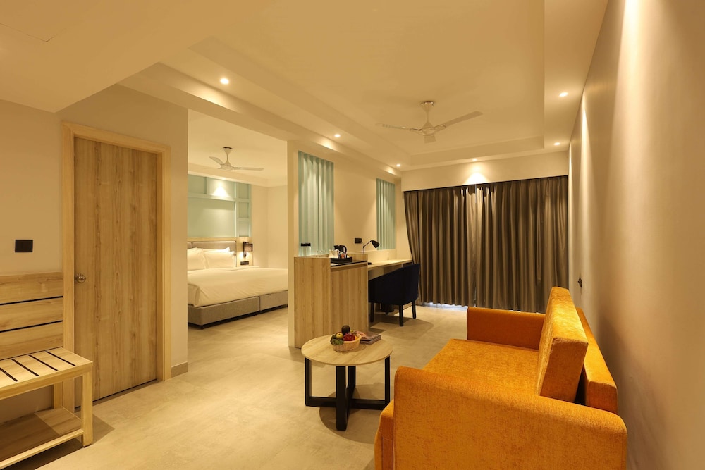 Ramada by Wyndham Goa Arpora — Hotel rooms in Arpora, Goa