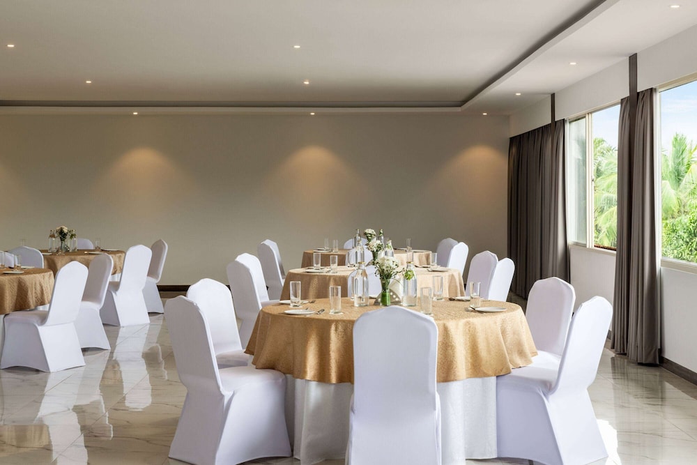 Ramada by Wyndham Goa Arpora — Restaurant & bars in Arpora, Goa