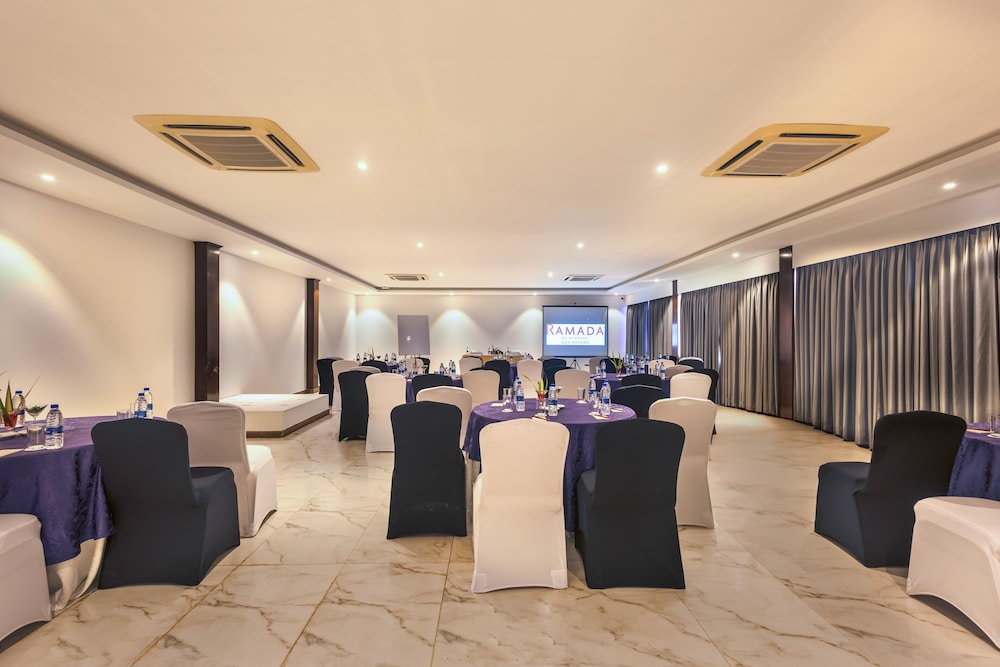 Ramada by Wyndham Goa Arpora — Restaurant & bars in Arpora, Goa