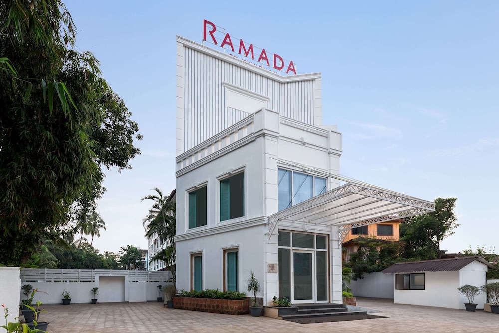 Ramada by Wyndham Goa Arpora — Hotel building in Arpora, Goa