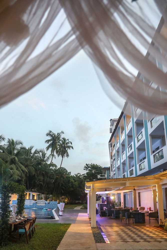Ramada by Wyndham Goa Arpora — Hotel building in Arpora, Goa