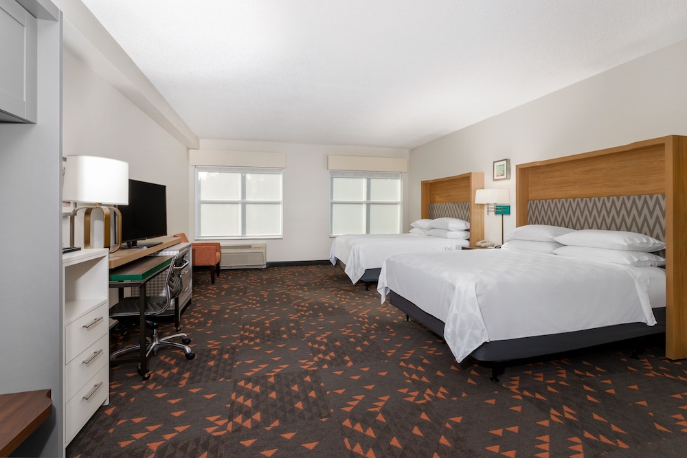 Holiday Inn Winter Haven by IHG — Hotel rooms in Winter Haven, Florida