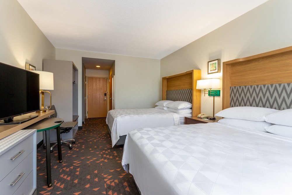 Holiday Inn Winter Haven by IHG — Hotel rooms in Winter Haven, Florida
