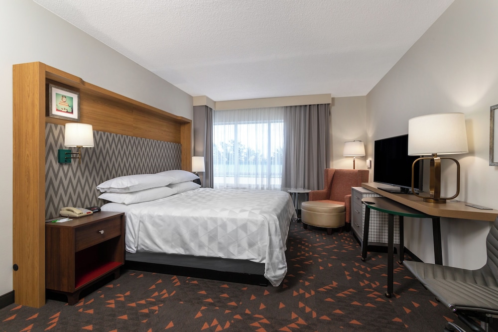 Holiday Inn Winter Haven by IHG — Hotel rooms in Winter Haven, Florida