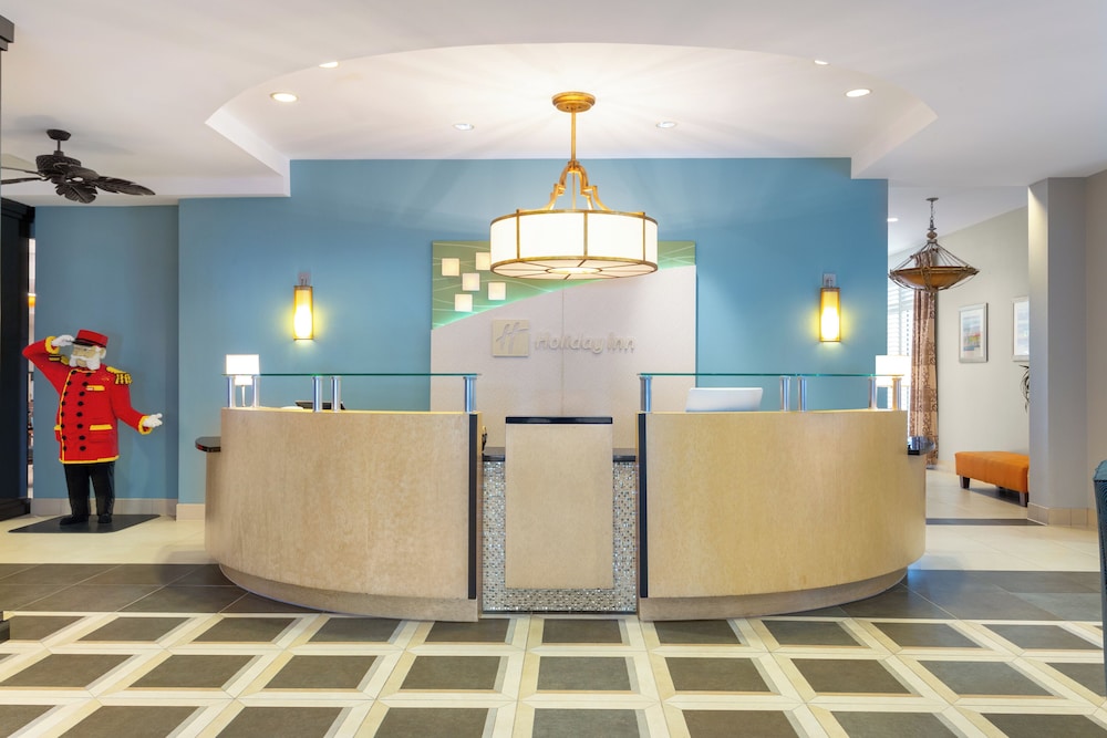 Holiday Inn Winter Haven by IHG — Hotel building in Winter Haven, Florida