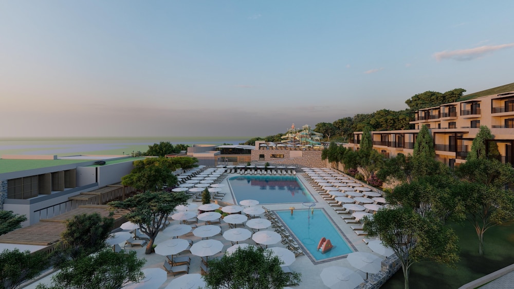 Elios Hill - Sun Kissed Happiness — Swimming pool in Hersonissos