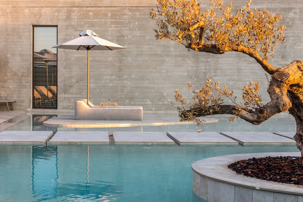 Elios Hill - Sun Kissed Happiness — Swimming pool in Hersonissos