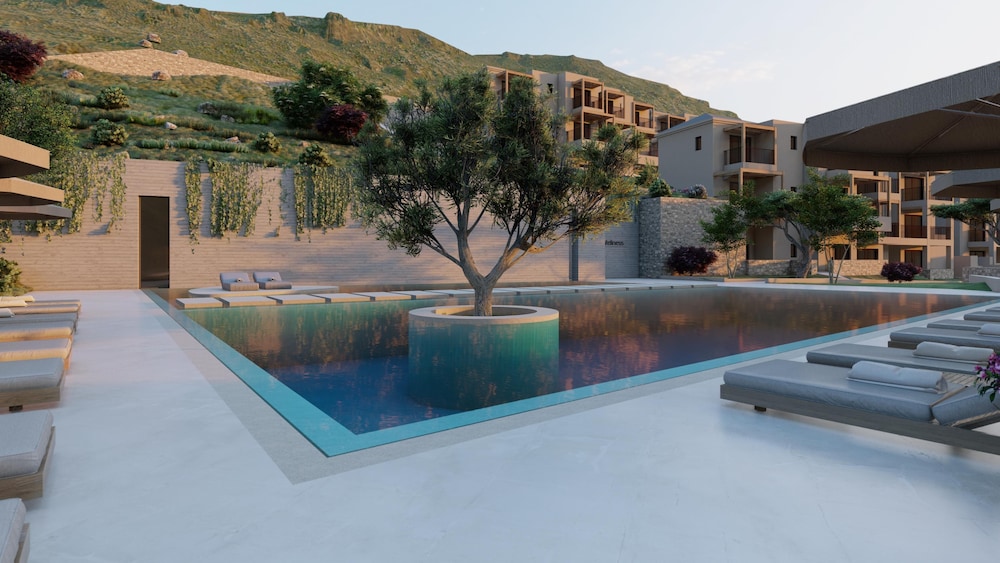 Elios Hill - Sun Kissed Happiness — Swimming pool in Hersonissos