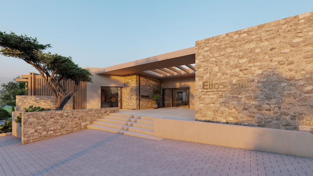 Elios Hill - Sun Kissed Happiness — Hotel building in Hersonissos
