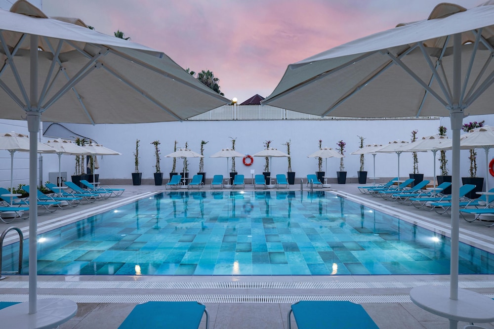 Arcanus Hotels Trendline Side — Swimming pool in Side