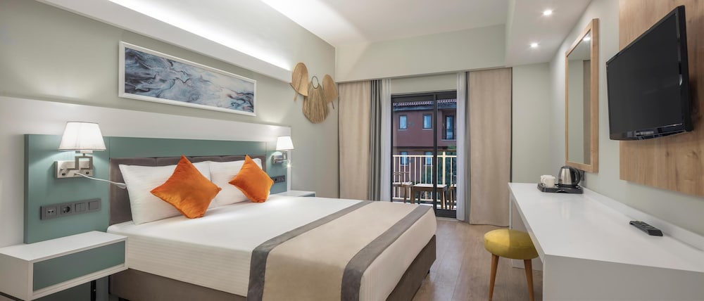 Arcanus Hotels Trendline Side — Hotel rooms in Side