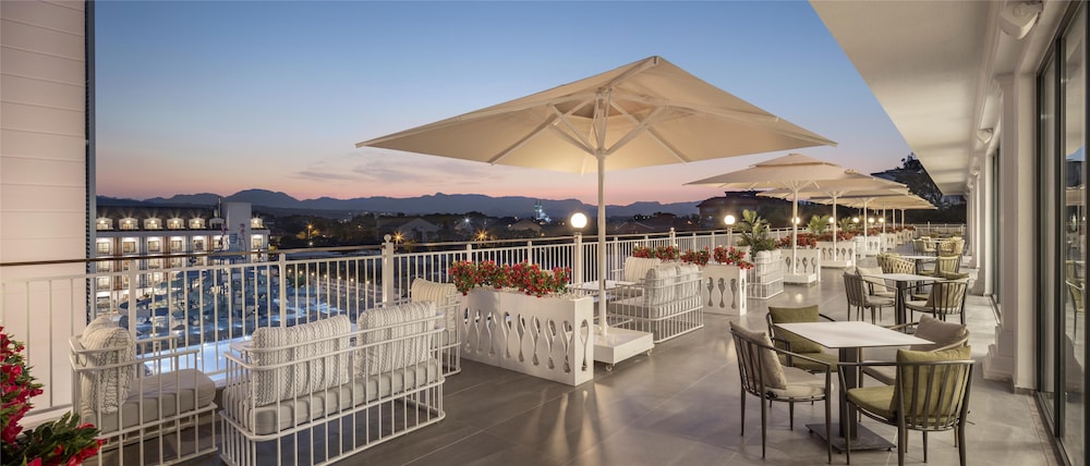 Arcanus Hotels Trendline Side — Hotel rooms in Side