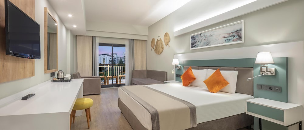 Arcanus Hotels Trendline Side — Hotel rooms in Side