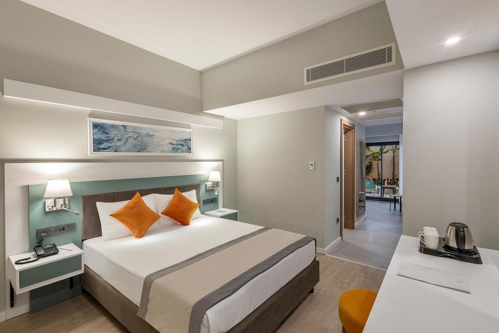 Arcanus Hotels Trendline Side — Hotel rooms in Side