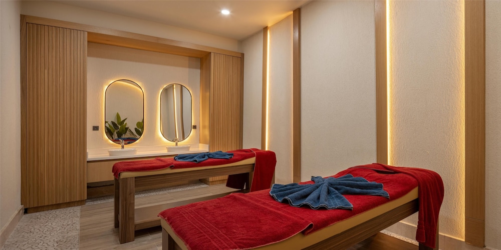 Arcanus Hotels Trendline Side — Hotel rooms in Side