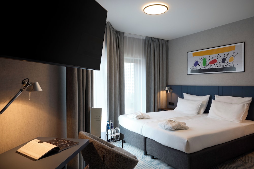 Q Hotel Plus Wroclaw — Wroclaw, Lower Silesia