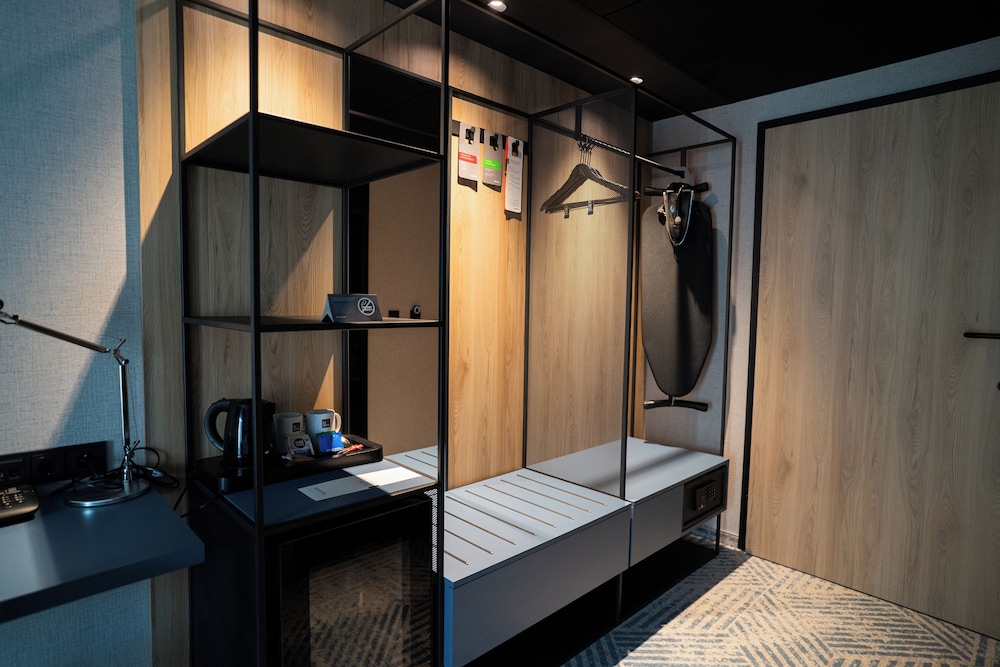 Q Hotel Plus Wroclaw — Wroclaw, Lower Silesia