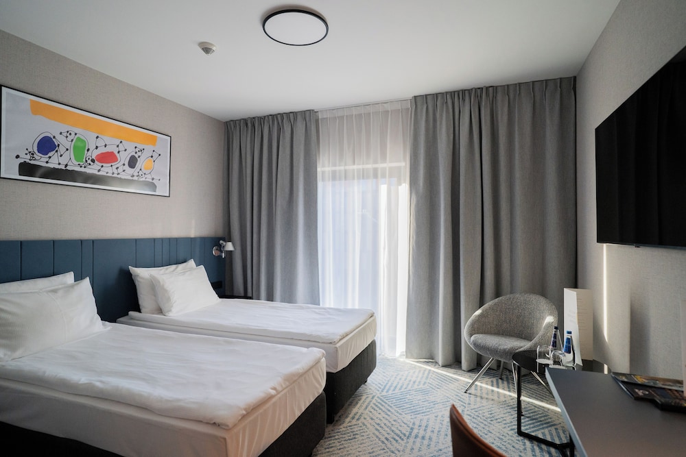 Q Hotel Plus Wroclaw — Wroclaw, Lower Silesia