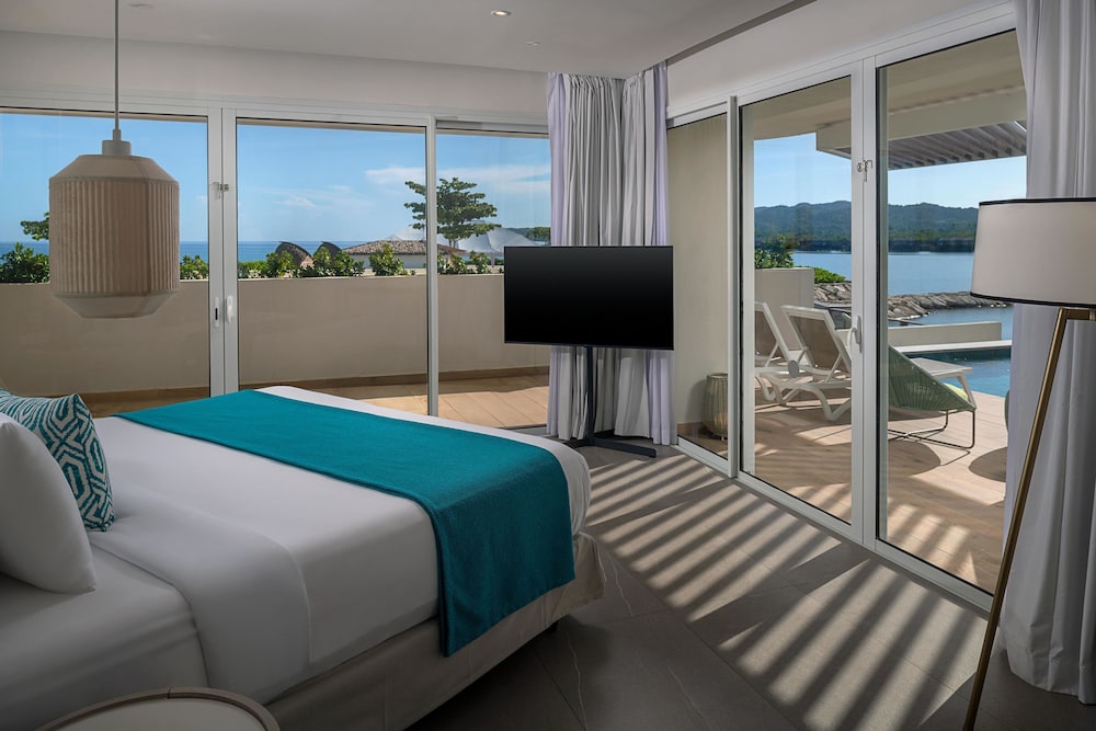 Princess Grand Jamaica Resort - All Inclusive — Hotel rooms in Green Island