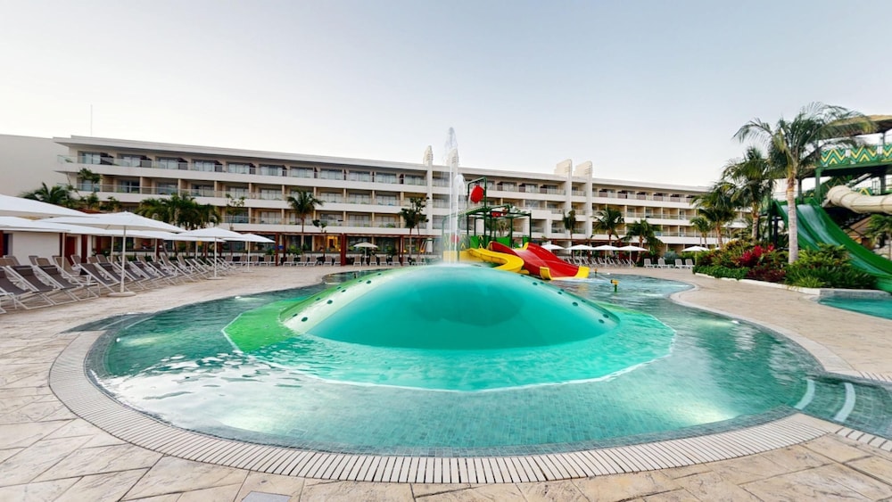 Princess Grand Jamaica Resort - All Inclusive — Attractions for children in Green Island