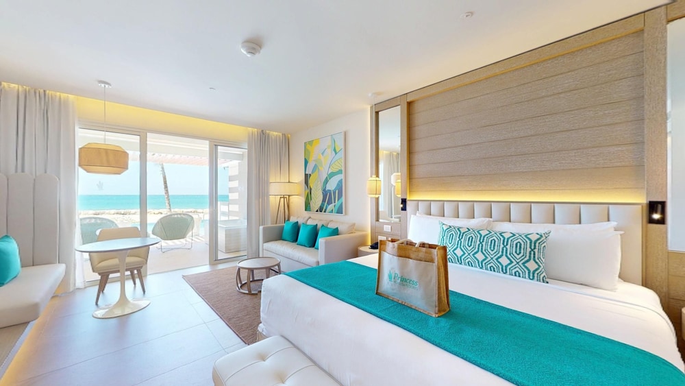 Princess Grand Jamaica Resort - All Inclusive — Hotel rooms in Green Island