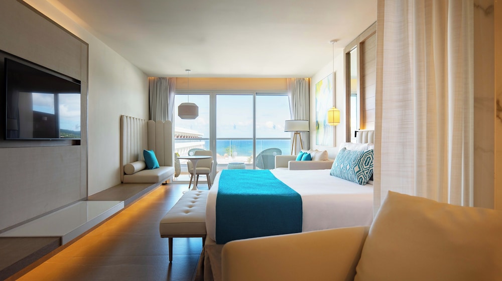 Princess Grand Jamaica Resort - All Inclusive — Hotel rooms in Green Island