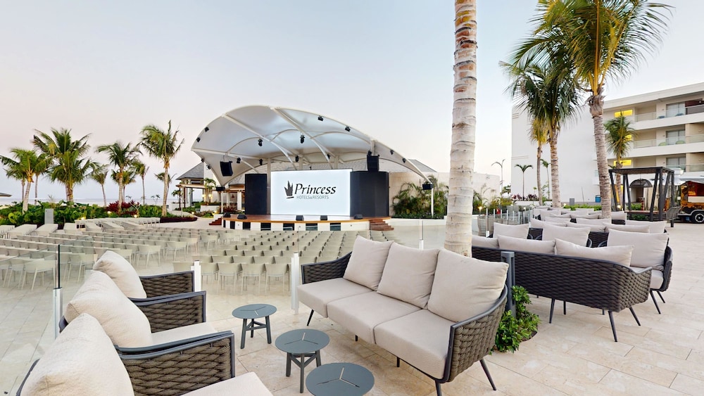 Princess Grand Jamaica Resort - All Inclusive — Sports & recreation in Green Island