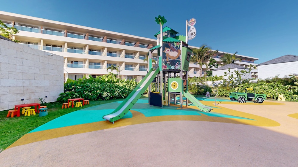 Princess Grand Jamaica Resort - All Inclusive — Attractions for children in Green Island