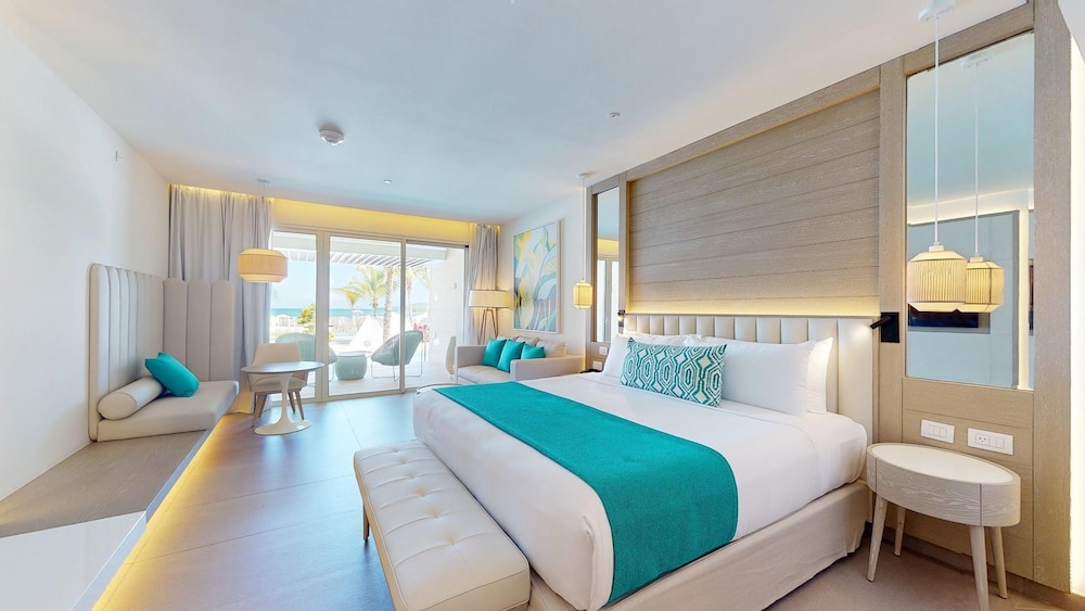 Princess Grand Jamaica Resort - All Inclusive — Hotel rooms in Green Island