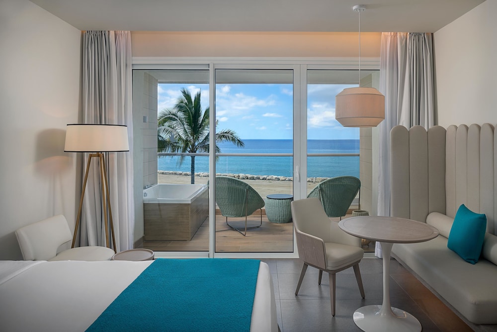 Princess Grand Jamaica Resort - All Inclusive — Hotel rooms in Green Island