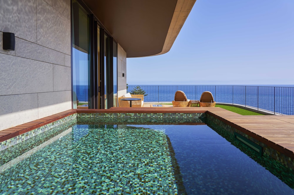 The Reserve - The Leading Hotels of the World - Savoy Signature — Swimming pool in Funchal, Madeira