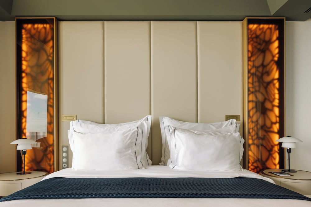 The Reserve - The Leading Hotels of the World - Savoy Signature — Hotel rooms in Funchal, Madeira