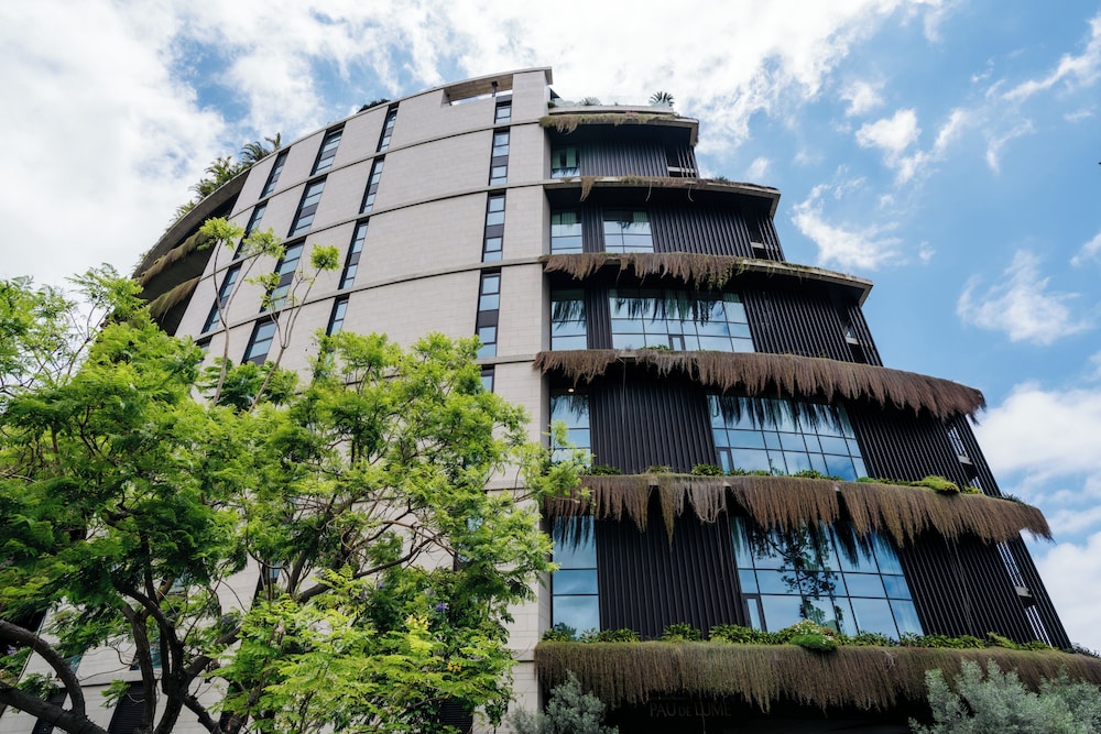 The Reserve - The Leading Hotels of the World - Savoy Signature — Hotel building in Funchal, Madeira