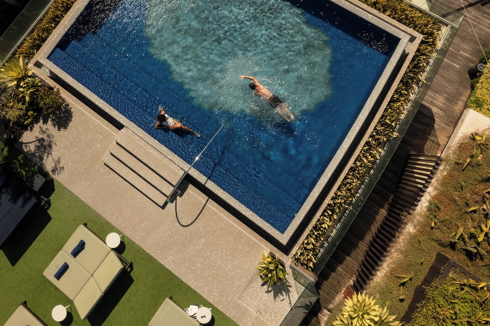The Reserve - The Leading Hotels of the World - Savoy Signature — Swimming pool in Funchal, Madeira