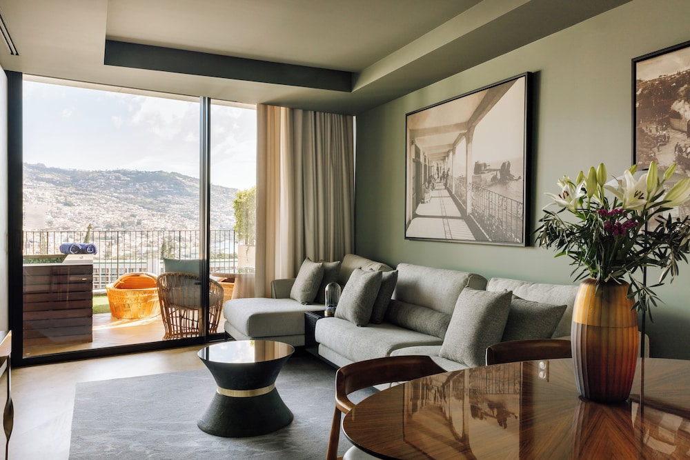 The Reserve - The Leading Hotels of the World - Savoy Signature — Hotel rooms in Funchal, Madeira