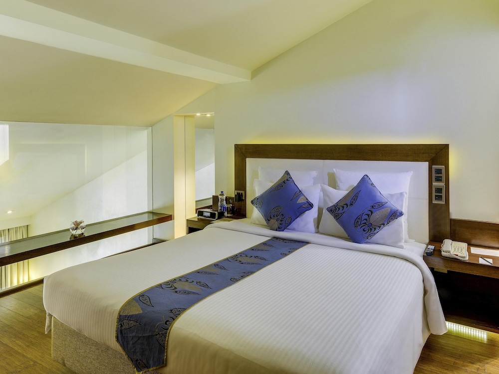 Novotel Goa Candolim Hotel — Hotel rooms in Candolim, Goa
