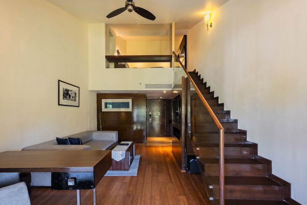 Novotel Goa Candolim Hotel — Hotel rooms in Candolim, Goa